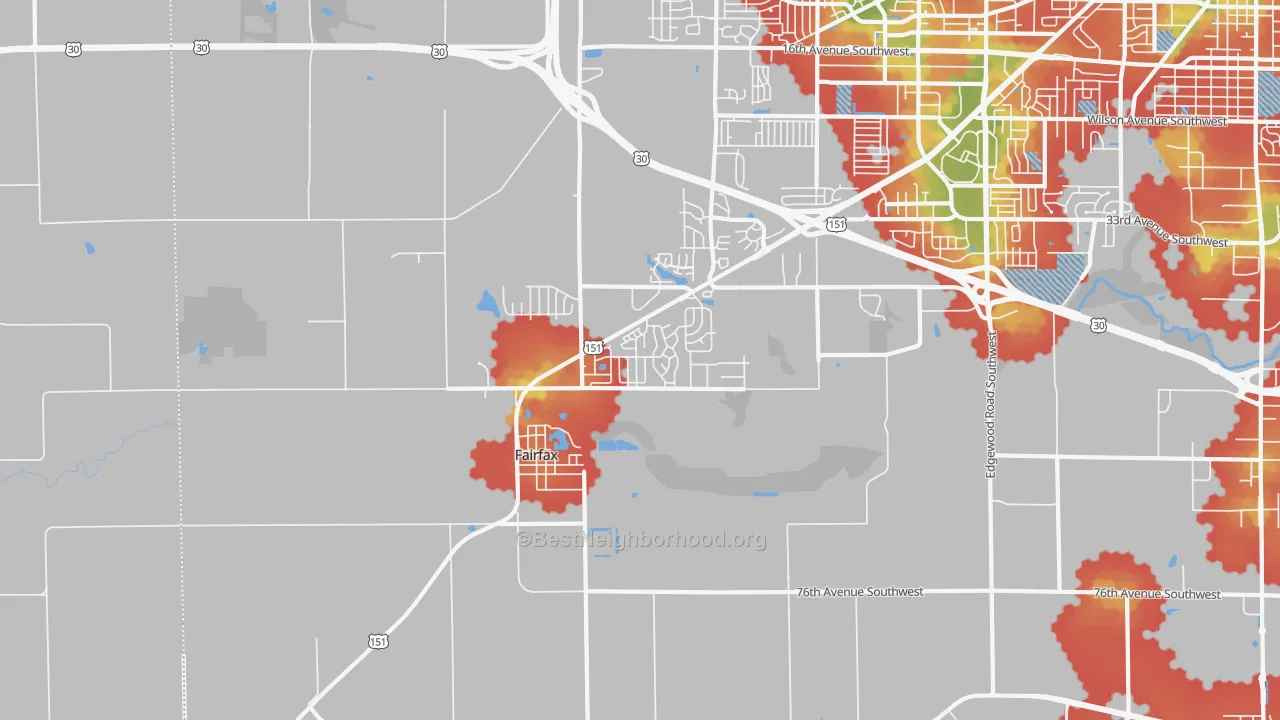 Walk Grade map of Fairfax, IA, walkable areas in green and car-dependent areas in red