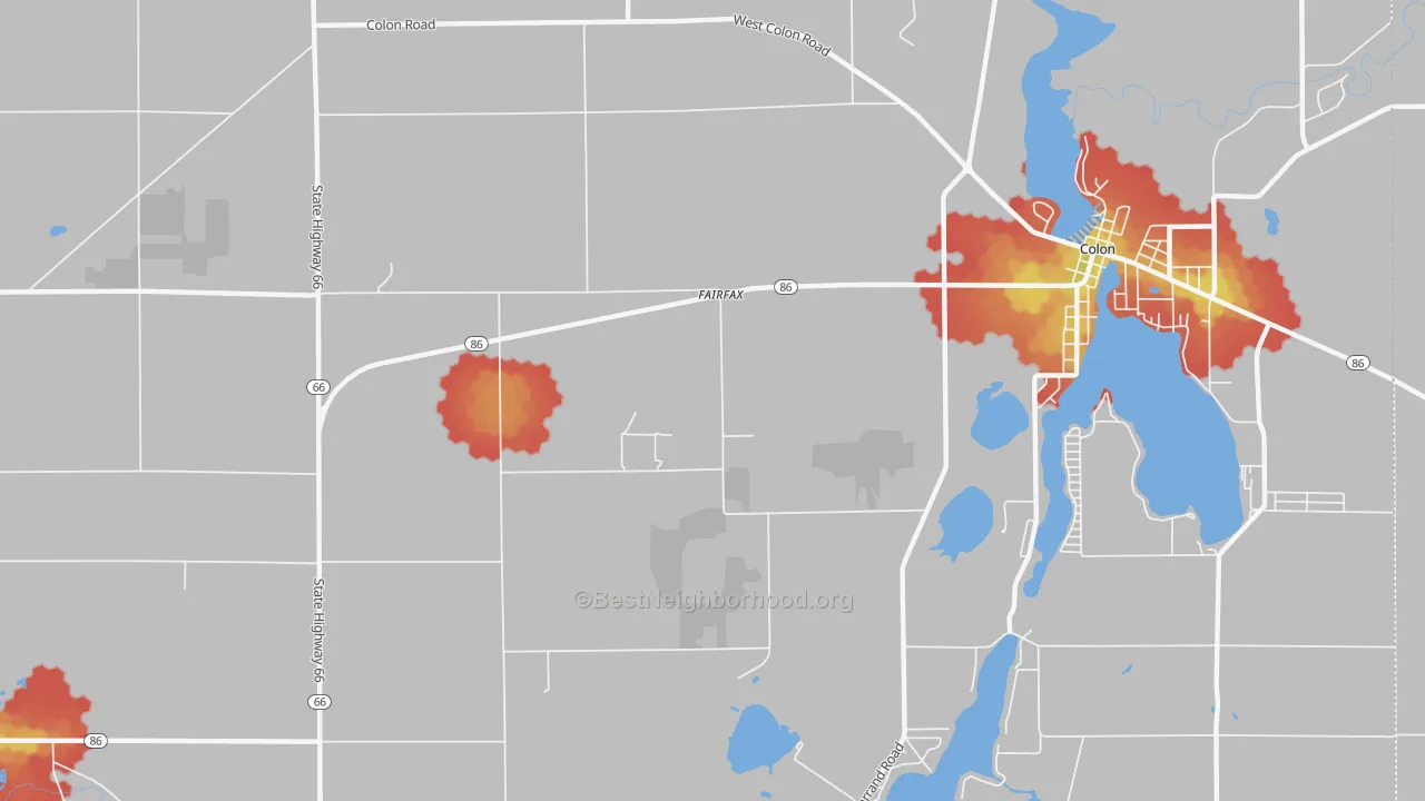 Walk Grade map of Fairfax, MI, walkable areas in green and car-dependent areas in red
