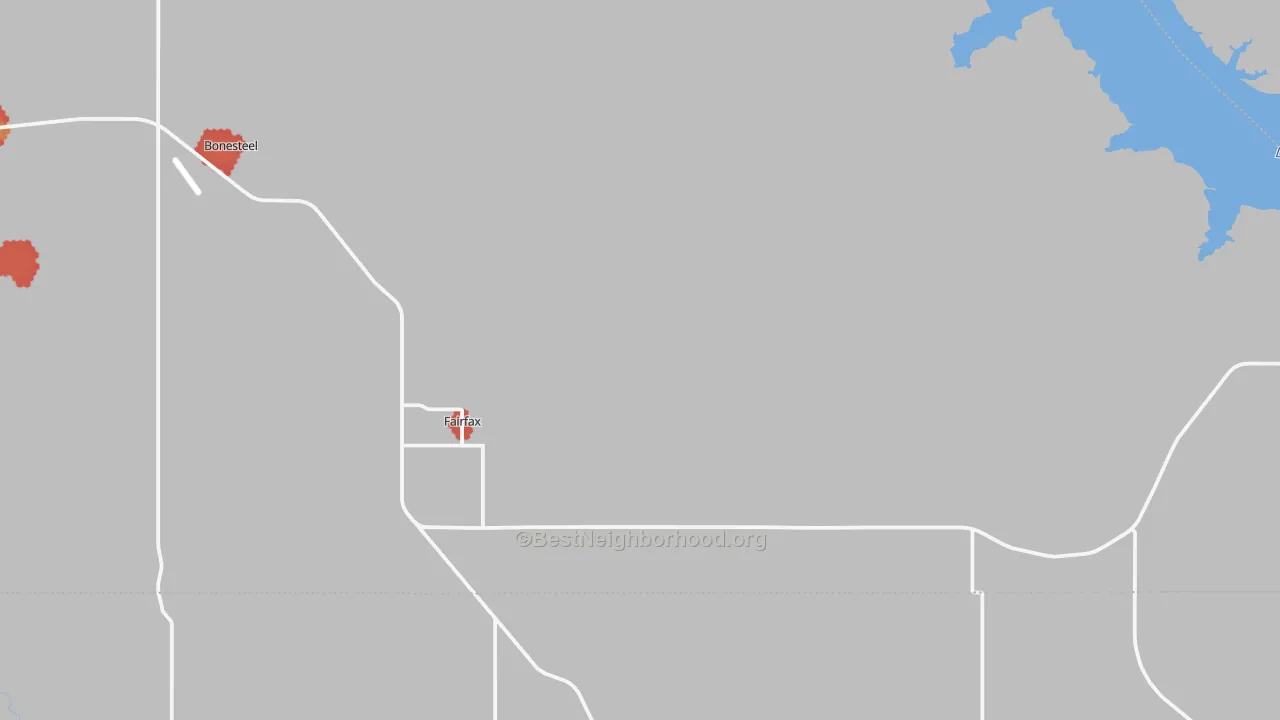 Walk Grade map of Fairfax, SD, walkable areas in green and car-dependent areas in red