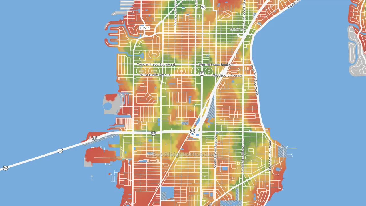 Walk Grade map of Fairoaks, Tampa, FL, walkable areas in green and car-dependent areas in red