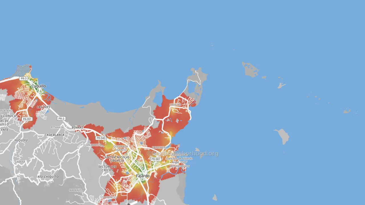 Walk Grade map of Fajardo, PR, walkable areas in green and car-dependent areas in red