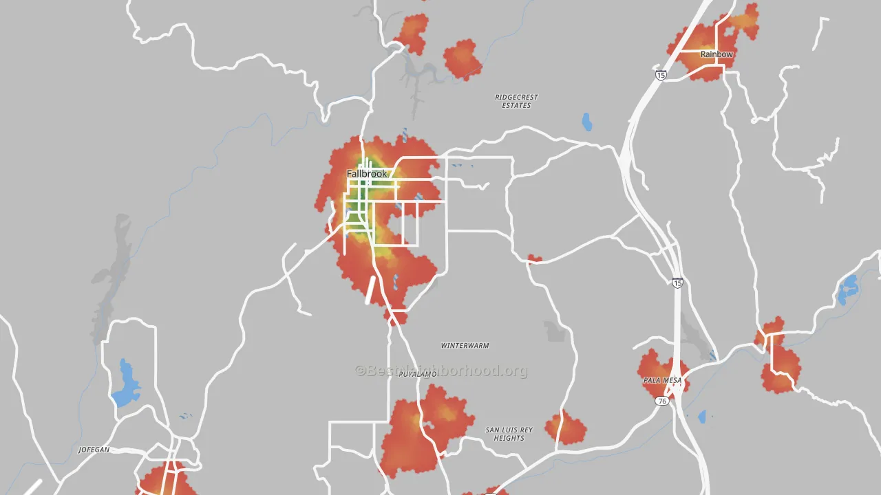 Walk Grade map of Fallbrook, CA, walkable areas in green and car-dependent areas in red
