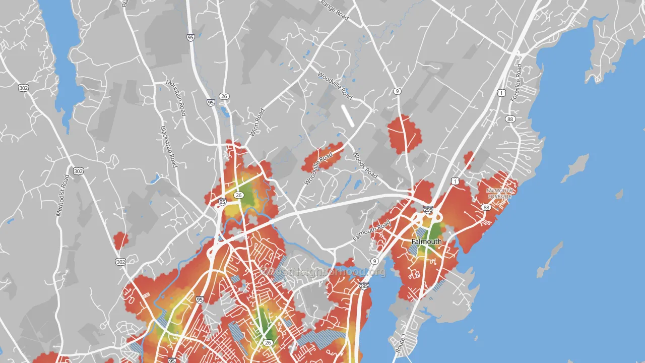 Walk Grade map of Falmouth, ME, walkable areas in green and car-dependent areas in red