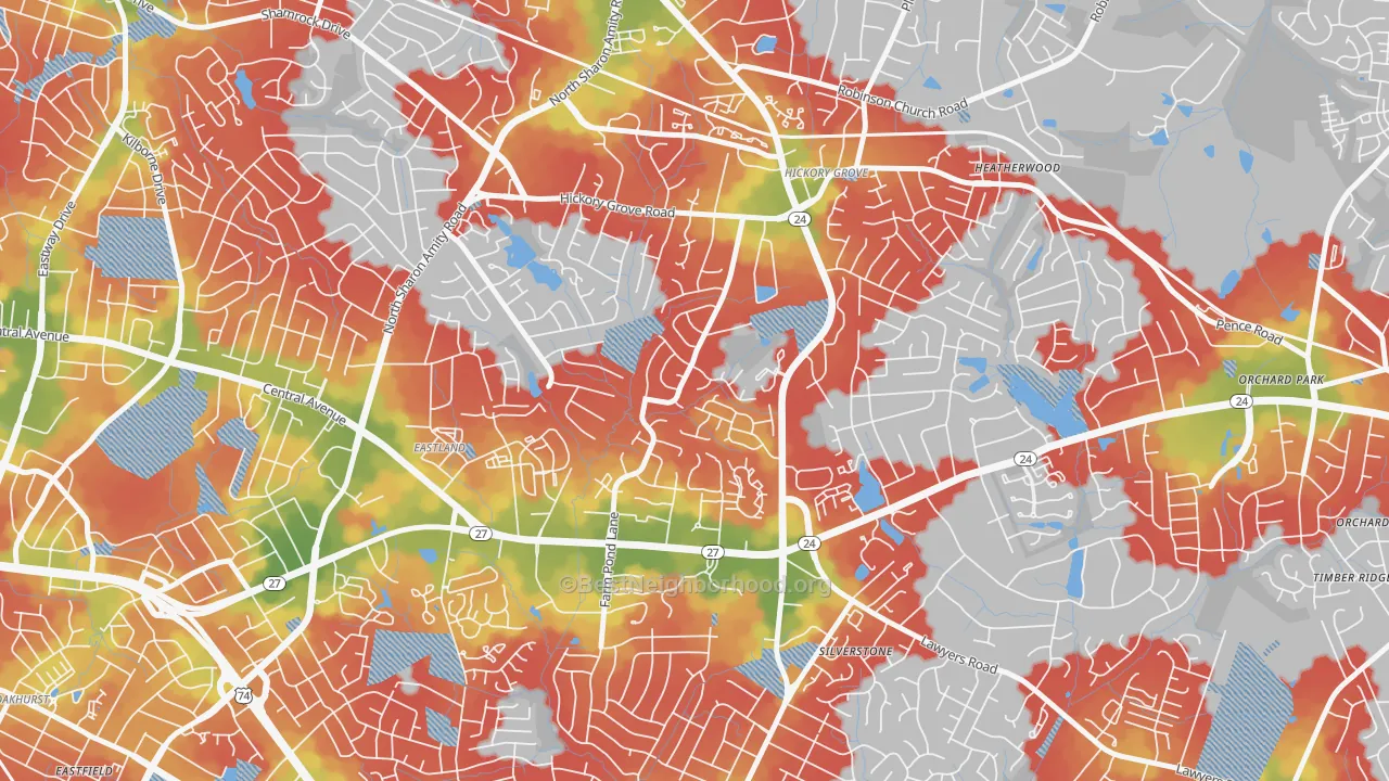 Walk Grade map of Farm Pond, Charlotte, NC, walkable areas in green and car-dependent areas in red