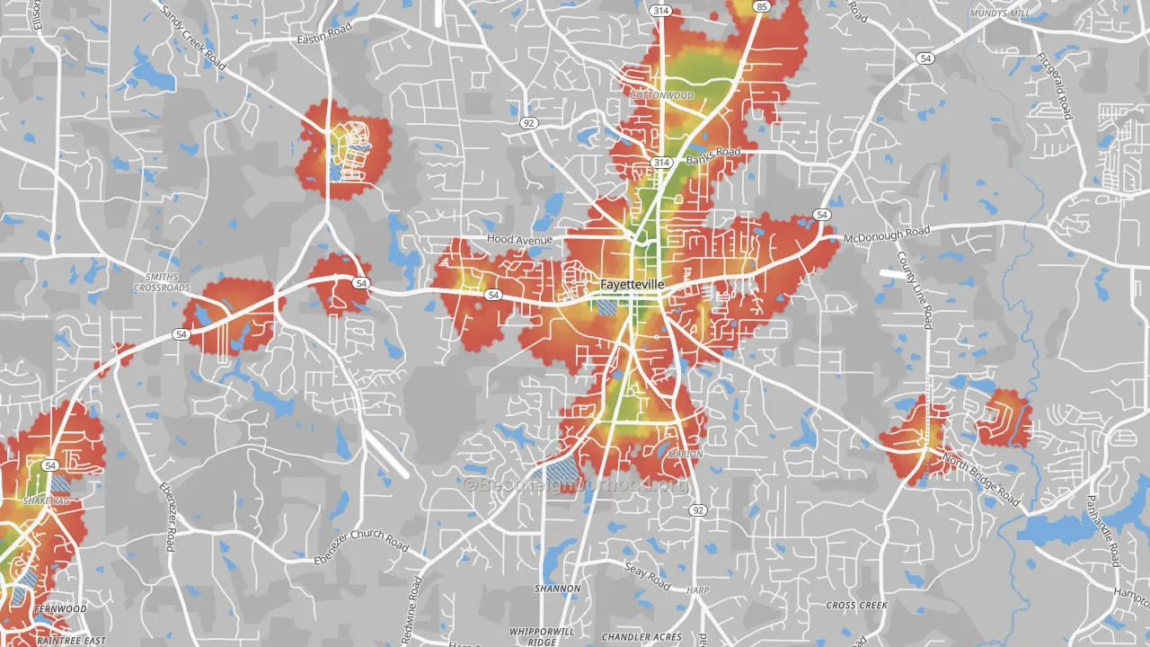 Walk Grade map of Fayetteville, GA, walkable areas in green and car-dependent areas in red