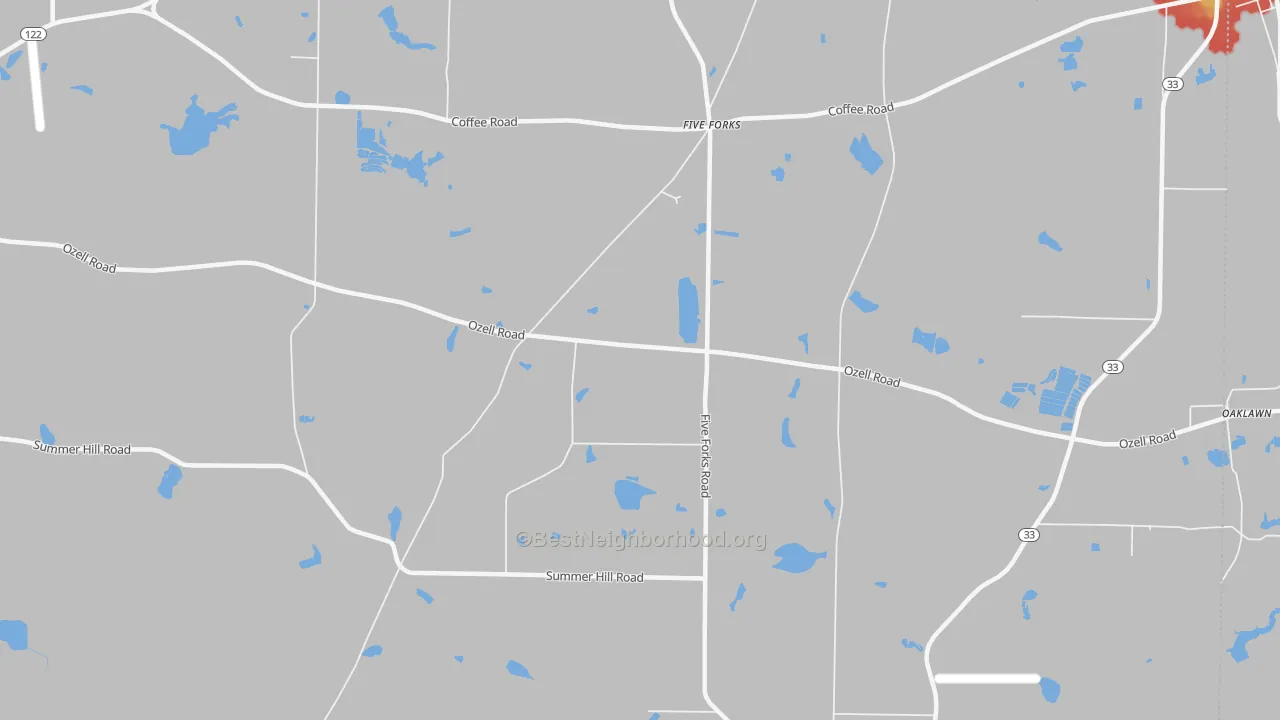 Walk Grade map of Five Forks, GA, walkable areas in green and car-dependent areas in red