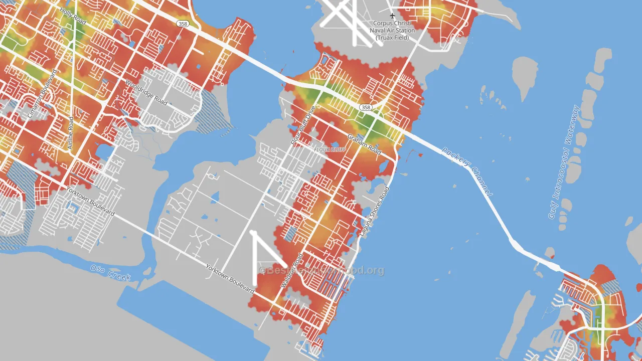 Walk Grade map of Flour Bluff, Corpus Christi, TX, walkable areas in green and car-dependent areas in red