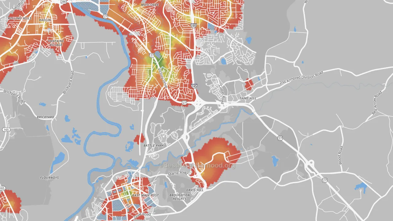 Walk Grade map of Fort Benning, GA, walkable areas in green and car-dependent areas in red