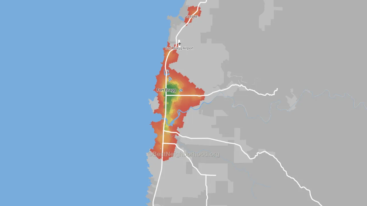 Walk Grade map of Fort Bragg, CA, walkable areas in green and car-dependent areas in red