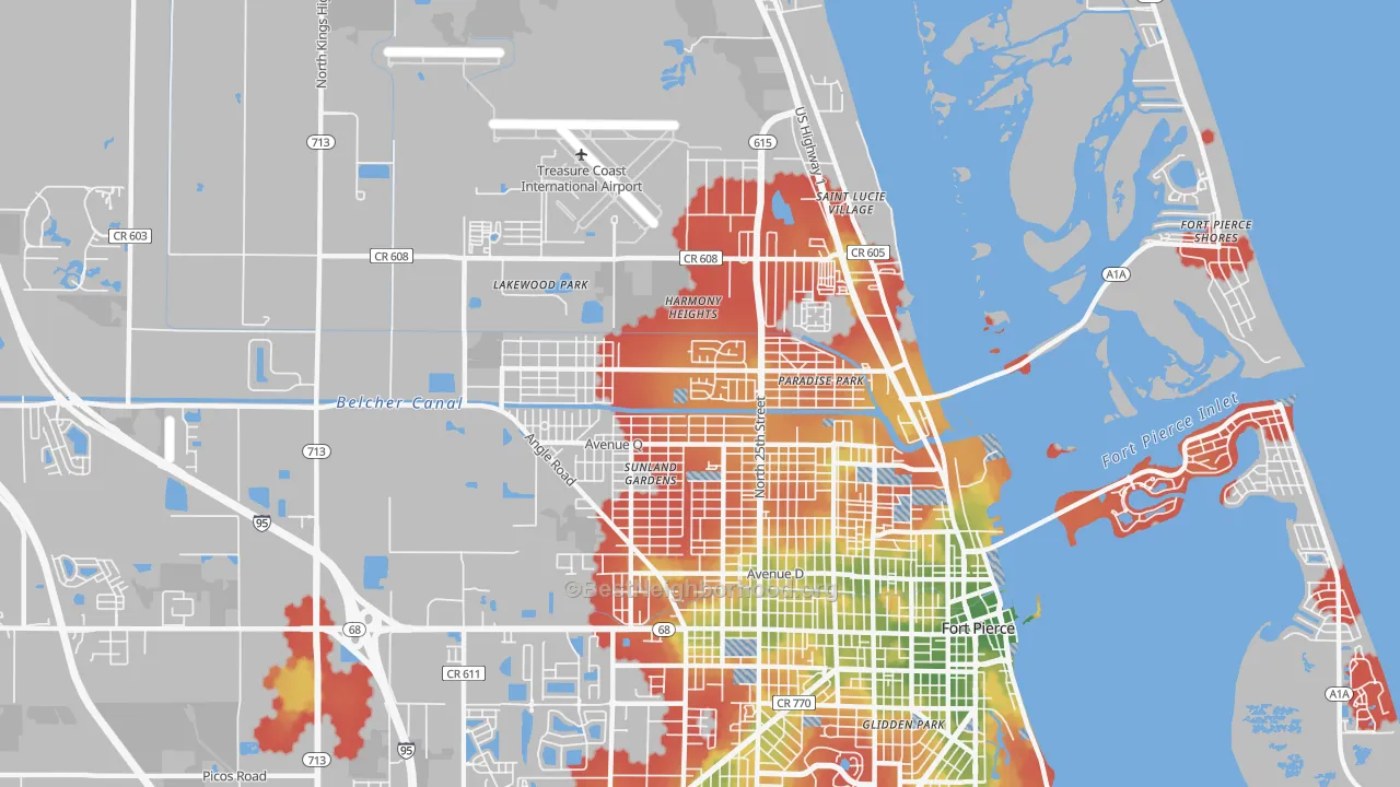 Walk Grade map of Fort Pierce North, FL, walkable areas in green and car-dependent areas in red