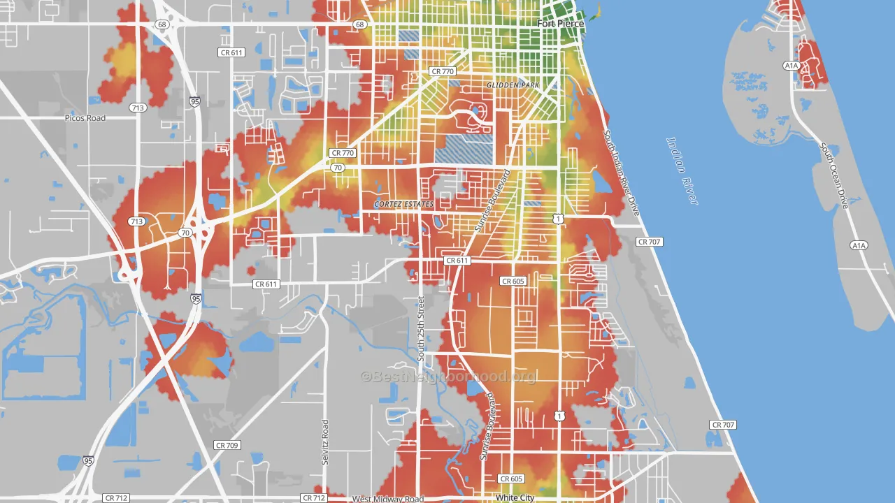 Walk Grade map of Fort Pierce South, FL, walkable areas in green and car-dependent areas in red