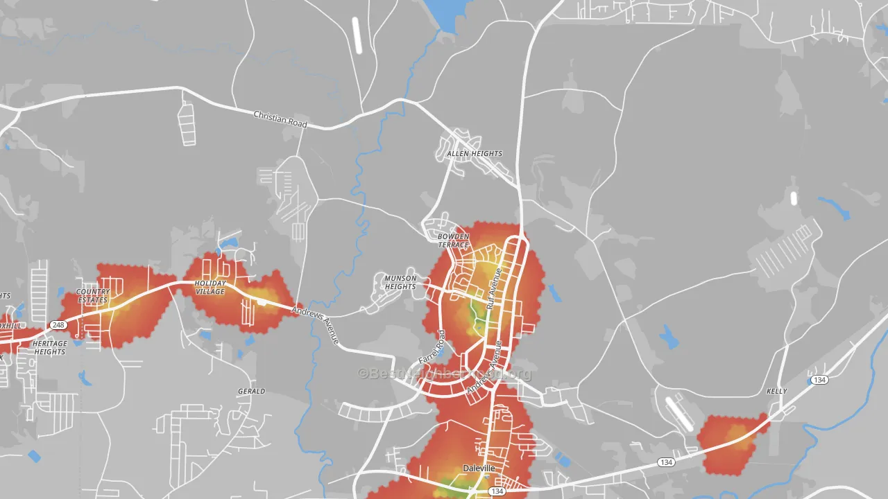 Walk Grade map of Fort Rucker, AL, walkable areas in green and car-dependent areas in red