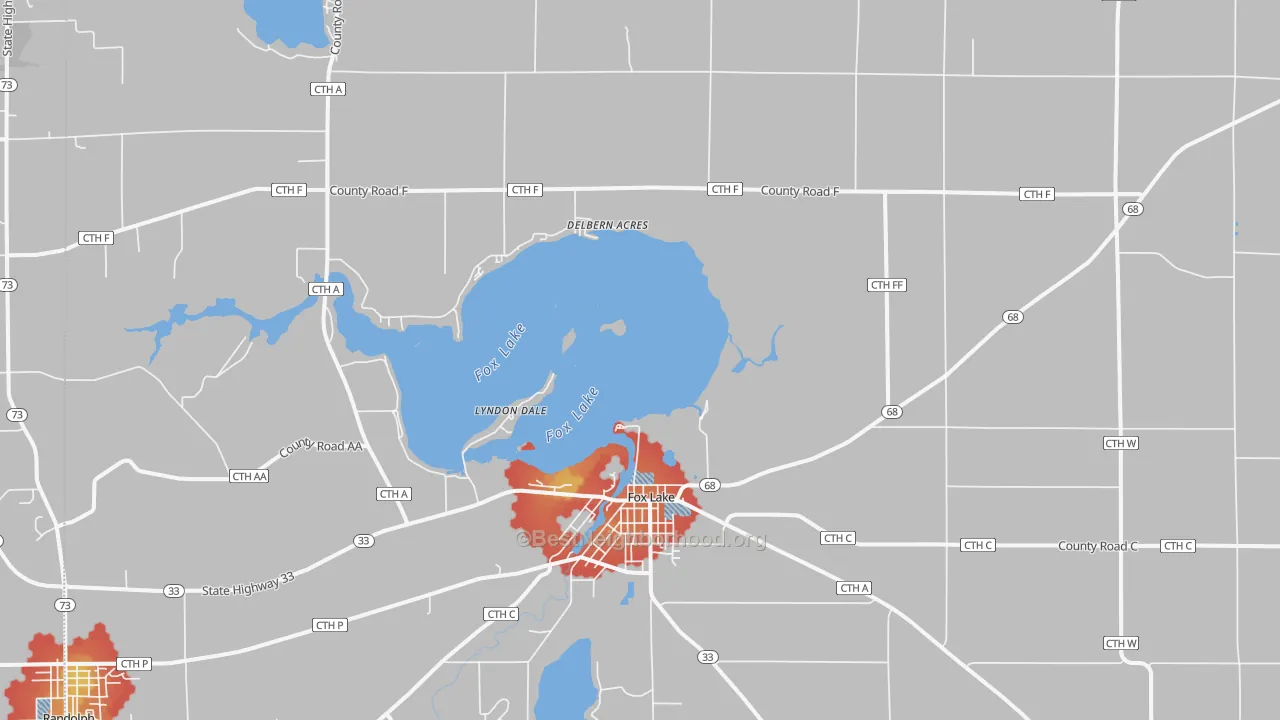 Walk Grade map of Fox Lake, WI, walkable areas in green and car-dependent areas in red