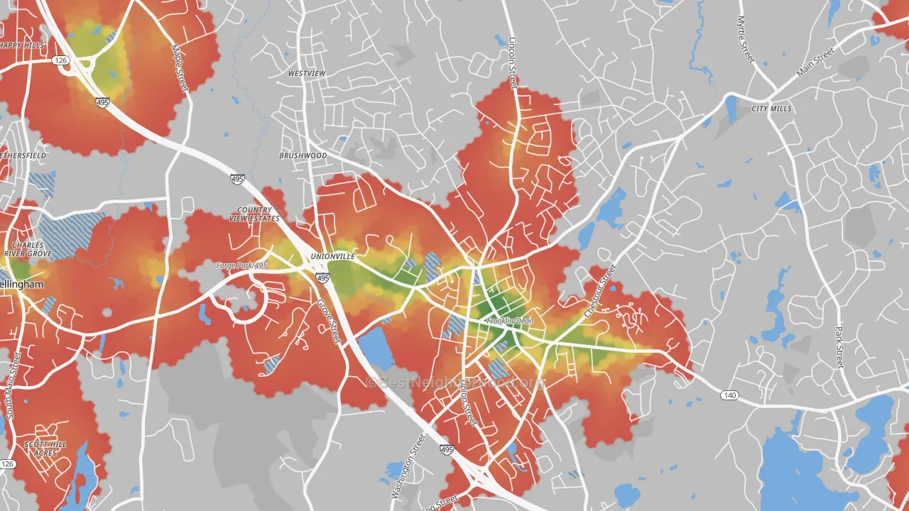 Walk Grade map of Franklin Town, MA, walkable areas in green and car-dependent areas in red