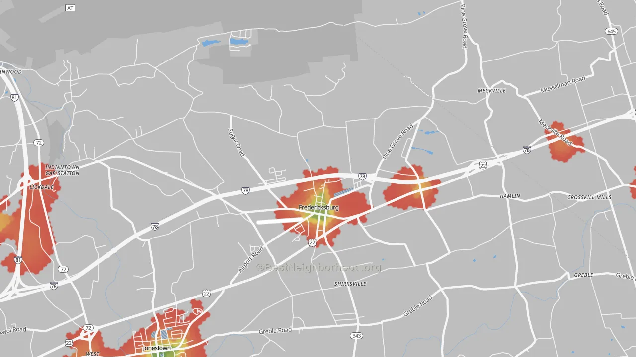 Walk Grade map of Fredericksburg, PA, walkable areas in green and car-dependent areas in red
