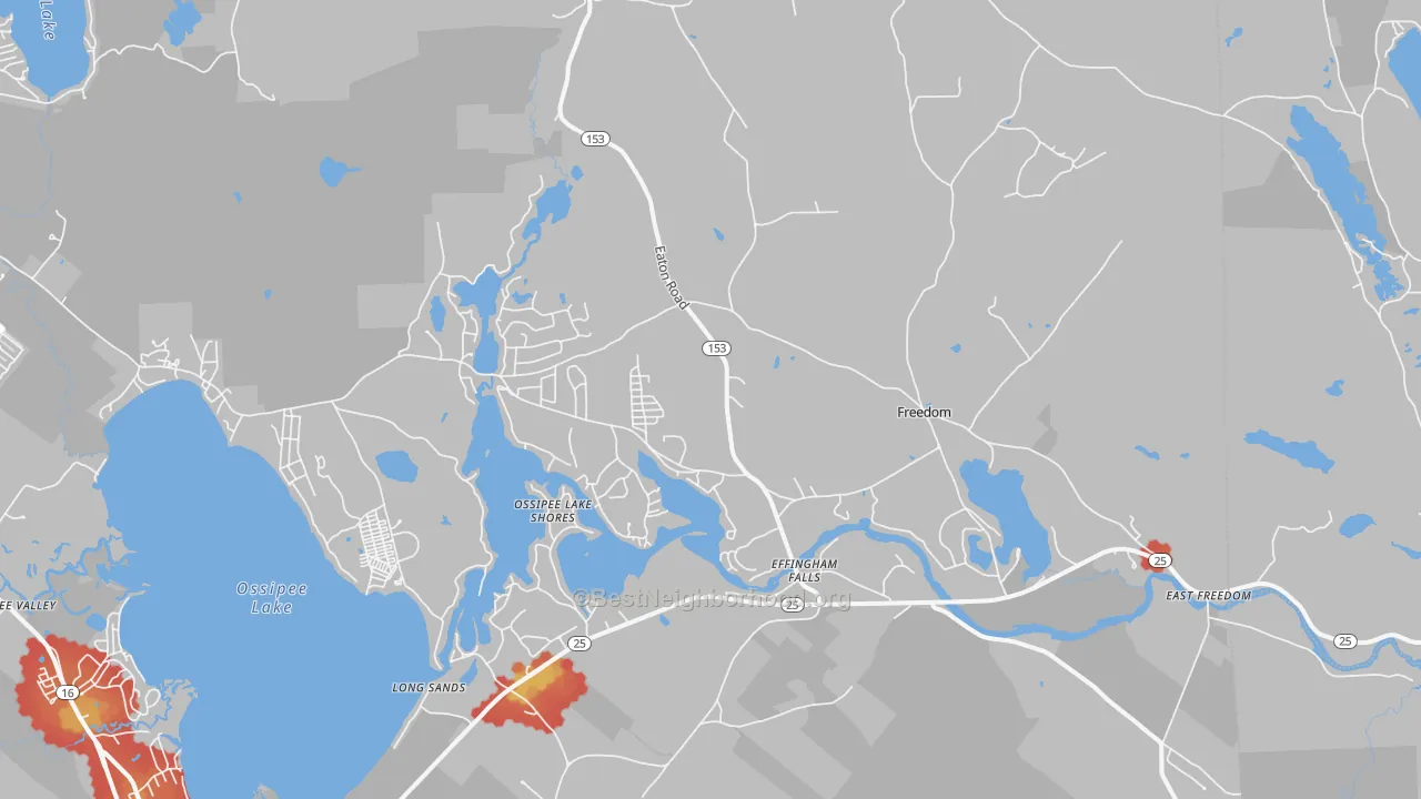 Walk Grade map of Freedom, NH, walkable areas in green and car-dependent areas in red
