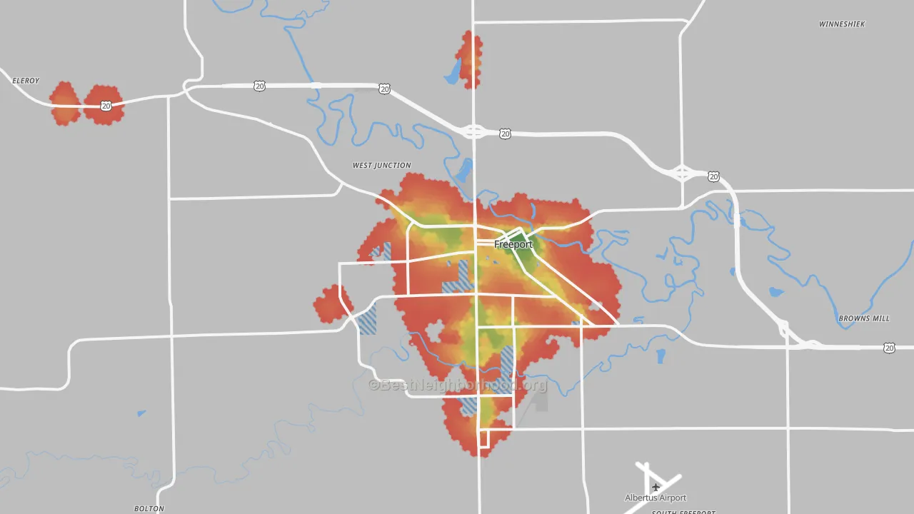 Walk Grade map of Freeport, IL, walkable areas in green and car-dependent areas in red
