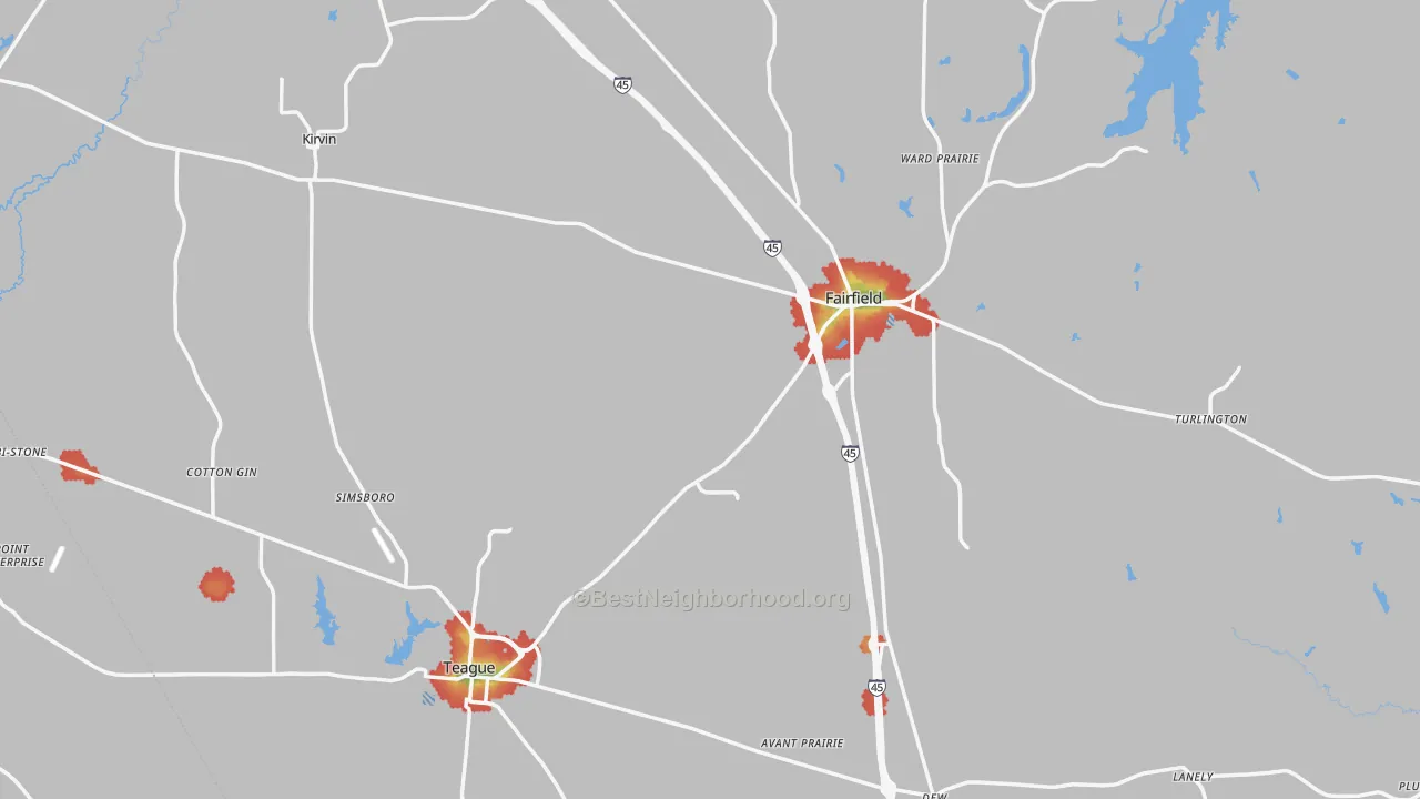 Walk Grade map of Freestone County, TX, walkable areas in green and car-dependent areas in red