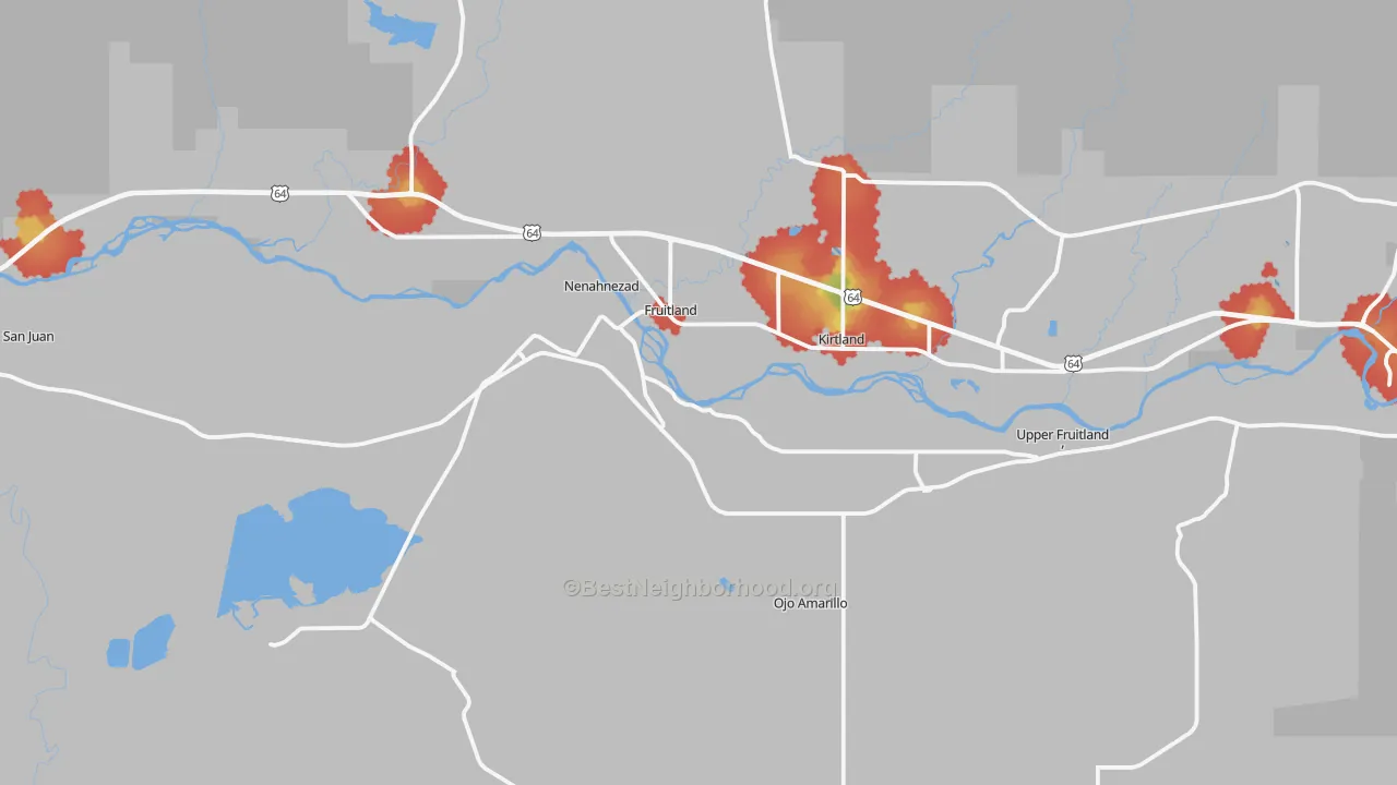 Walk Grade map of Fruitland, NM, walkable areas in green and car-dependent areas in red
