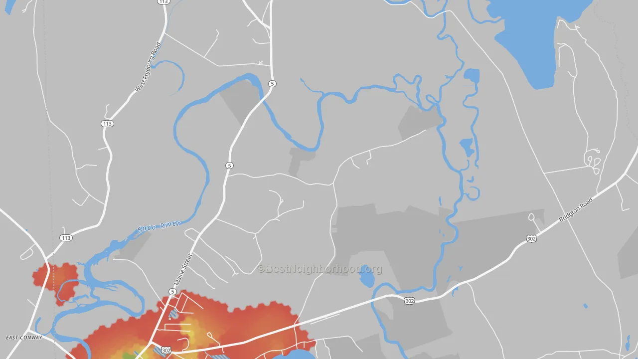 Walk Grade map of Fryeburg Center, ME, walkable areas in green and car-dependent areas in red