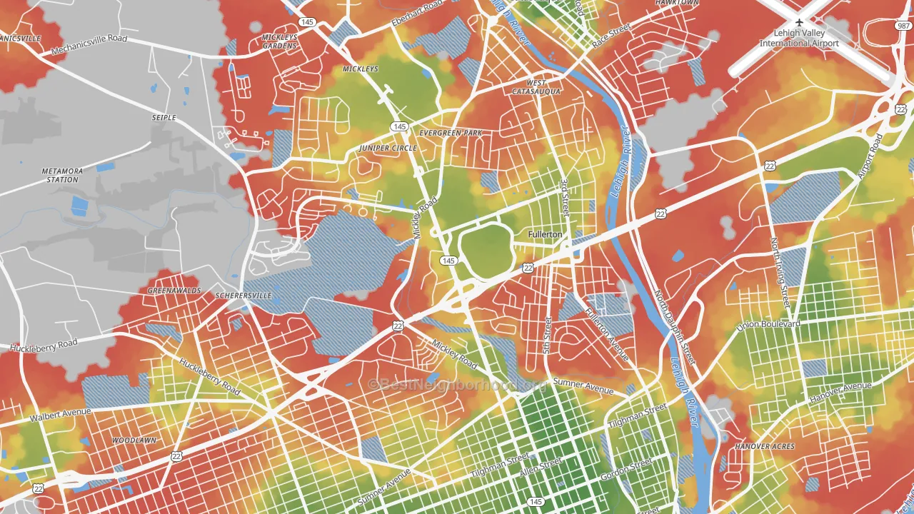 Walk Grade map of Fullerton, PA, walkable areas in green and car-dependent areas in red
