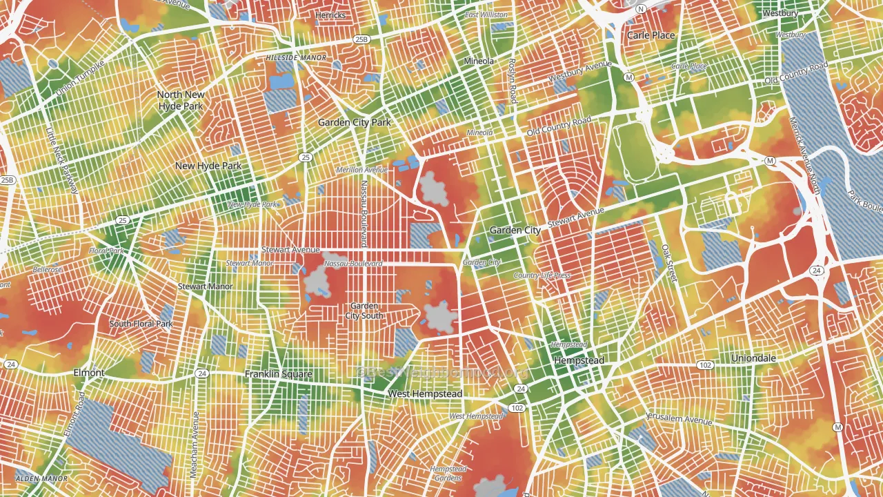 Walk Grade map of Garden City, NY, walkable areas in green and car-dependent areas in red