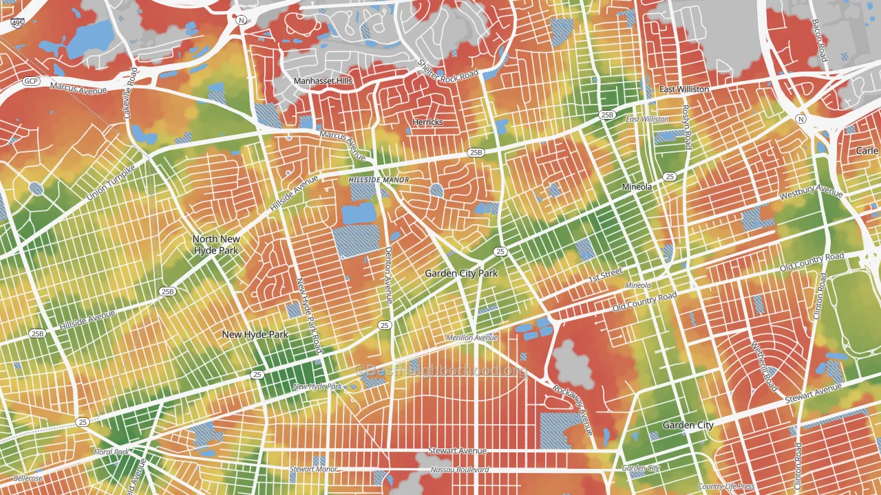 Walk Grade map of Garden City Park, NY, walkable areas in green and car-dependent areas in red