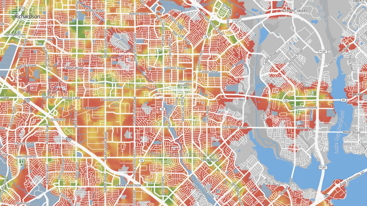 Walk Grade map of Garland, TX, walkable areas in green and car-dependent areas in red