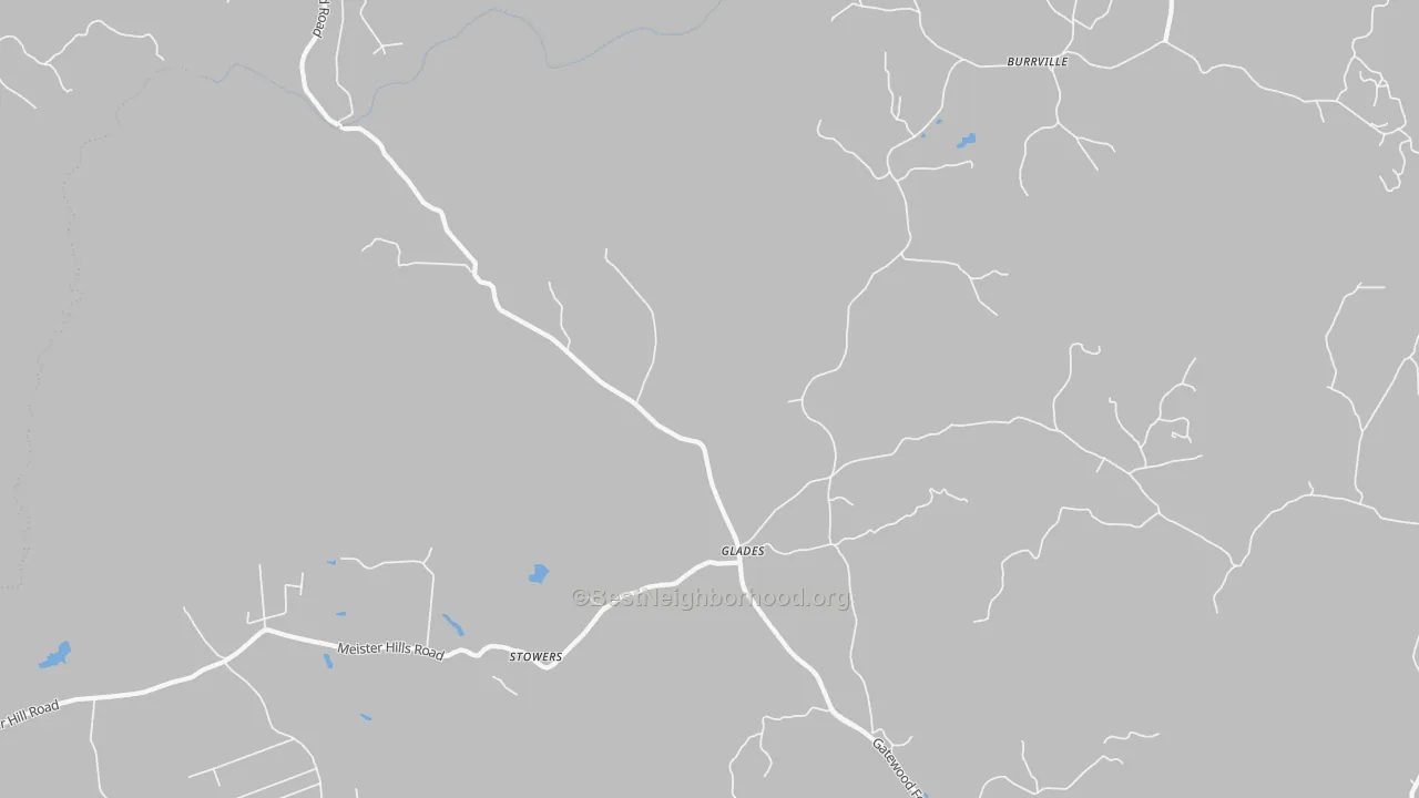 Walk Grade map of Glades, TN, walkable areas in green and car-dependent areas in red