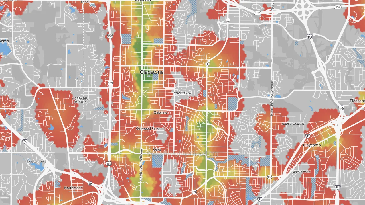 Walk Grade map of Gladstone, MO, walkable areas in green and car-dependent areas in red