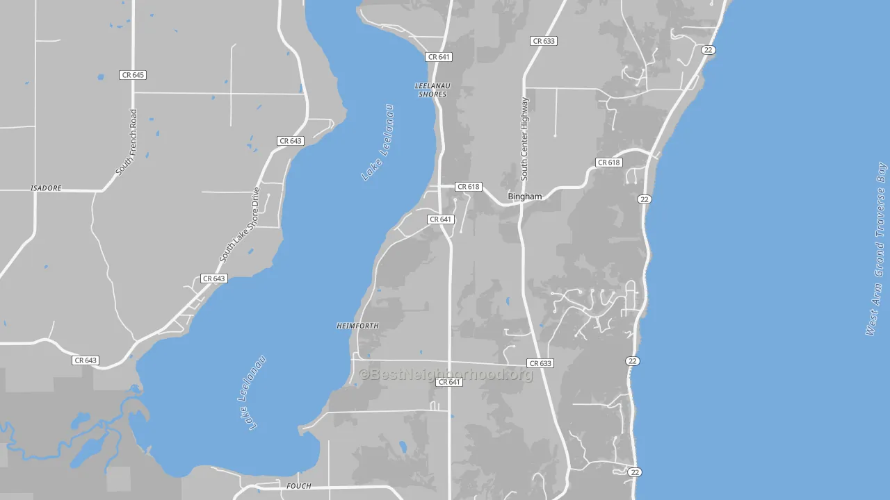 Walk Grade map of Glen Haven, MI, walkable areas in green and car-dependent areas in red