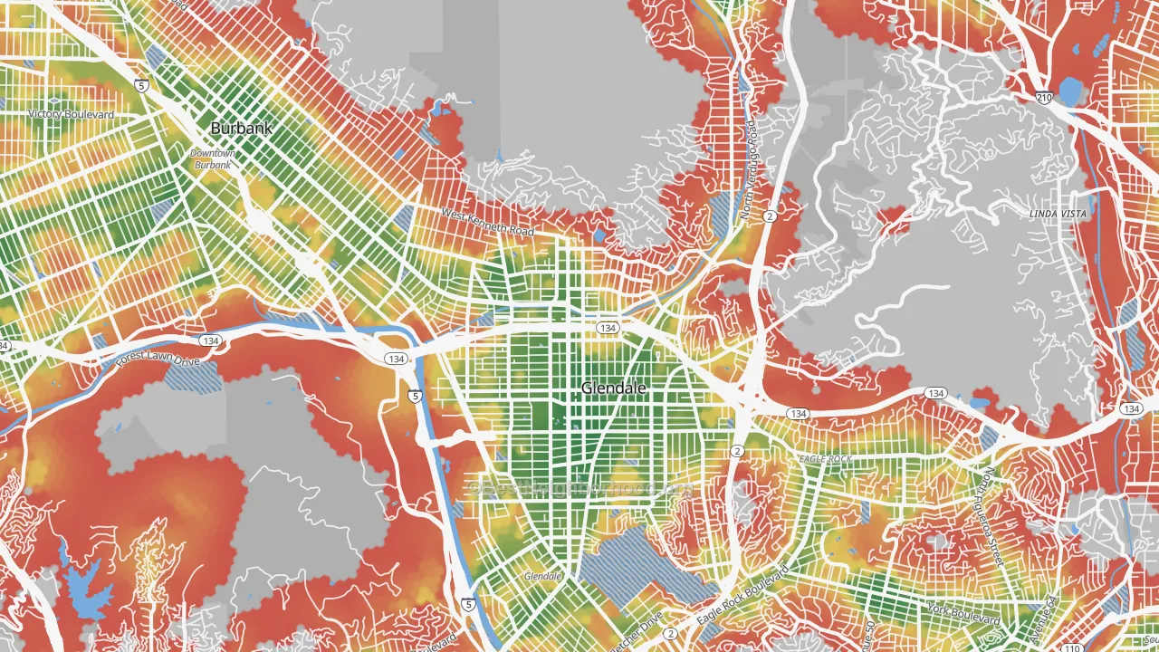 Walk Grade map of Glendale, CA, walkable areas in green and car-dependent areas in red