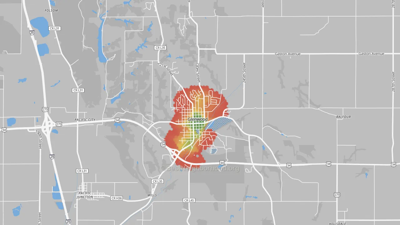 Walk Grade map of Glenwood, IA, walkable areas in green and car-dependent areas in red