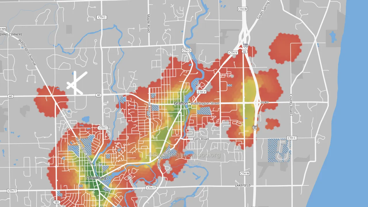 Walk Grade map of Grafton, WI, walkable areas in green and car-dependent areas in red