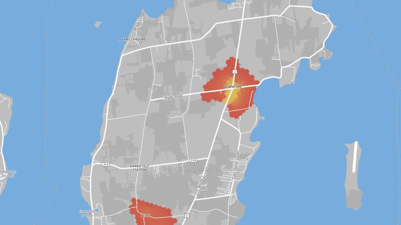 Walk Grade map of Grand Isle, VT, walkable areas in green and car-dependent areas in red