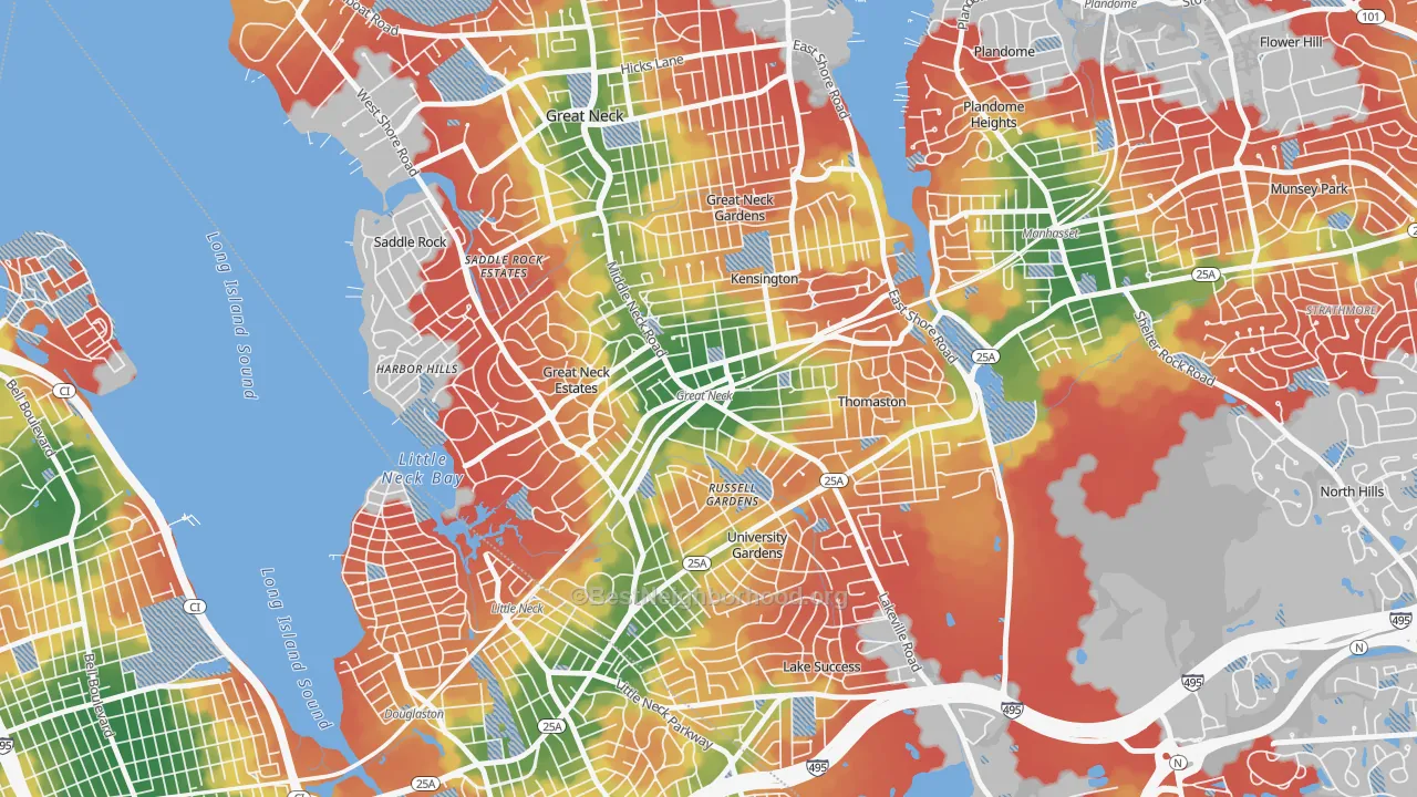 Walk Grade map of Great Neck Plaza, NY, walkable areas in green and car-dependent areas in red