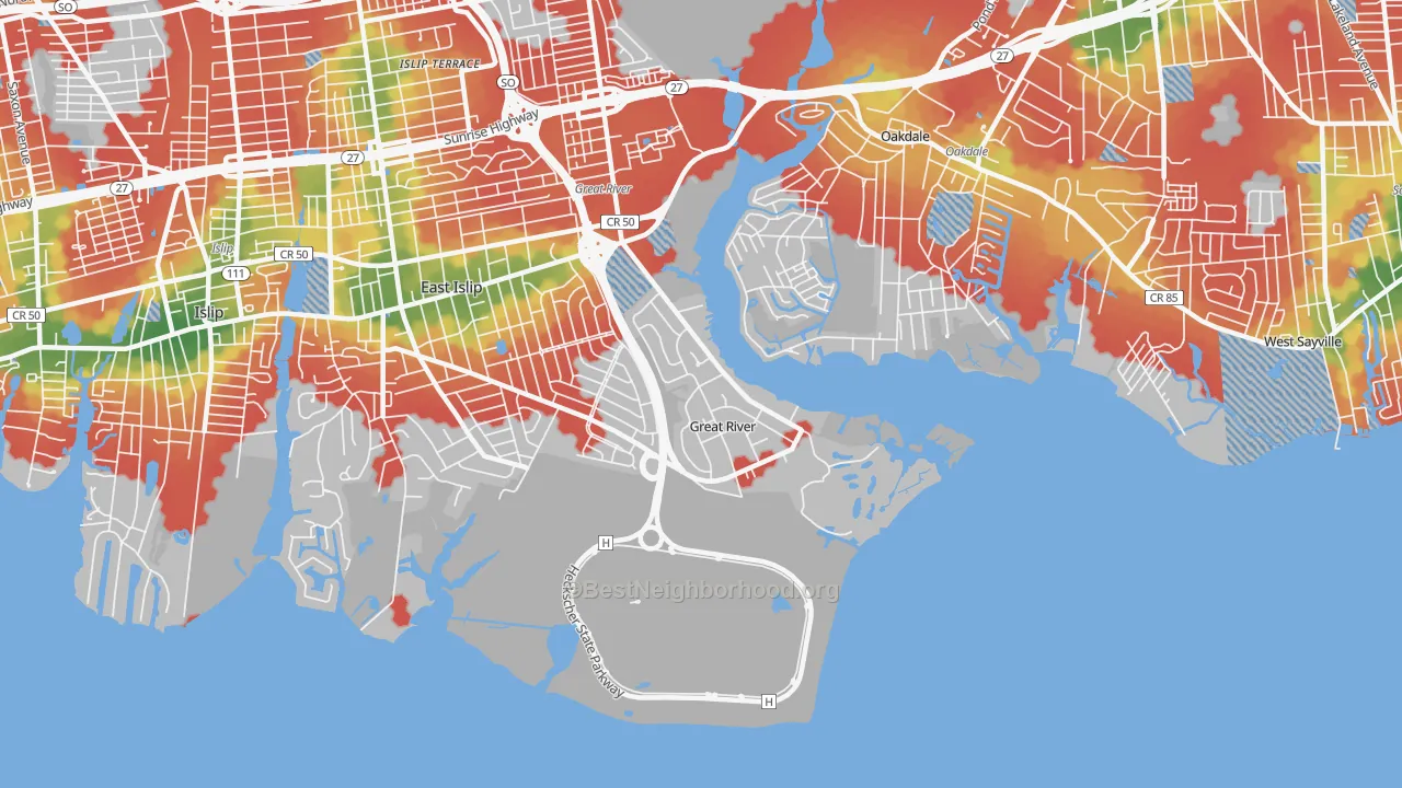 Walk Grade map of Great River, NY, walkable areas in green and car-dependent areas in red