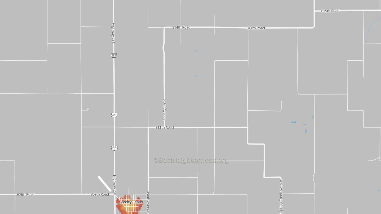 Walk Grade map of Greeley, NE, walkable areas in green and car-dependent areas in red