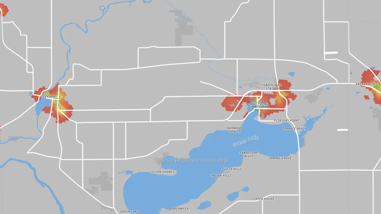 Walk Grade map of Green Lake County, WI, walkable areas in green and car-dependent areas in red