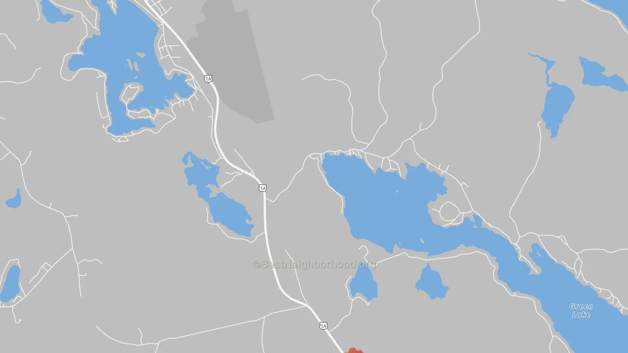 Walk Grade map of Green Lake, ME, walkable areas in green and car-dependent areas in red