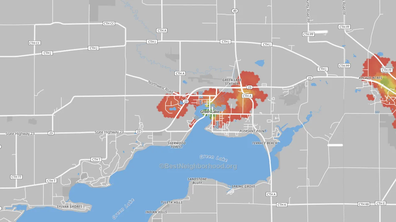 Walk Grade map of Green Lake, WI, walkable areas in green and car-dependent areas in red