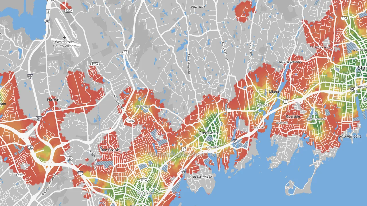 Walk Grade map of Greenwich, CT, walkable areas in green and car-dependent areas in red