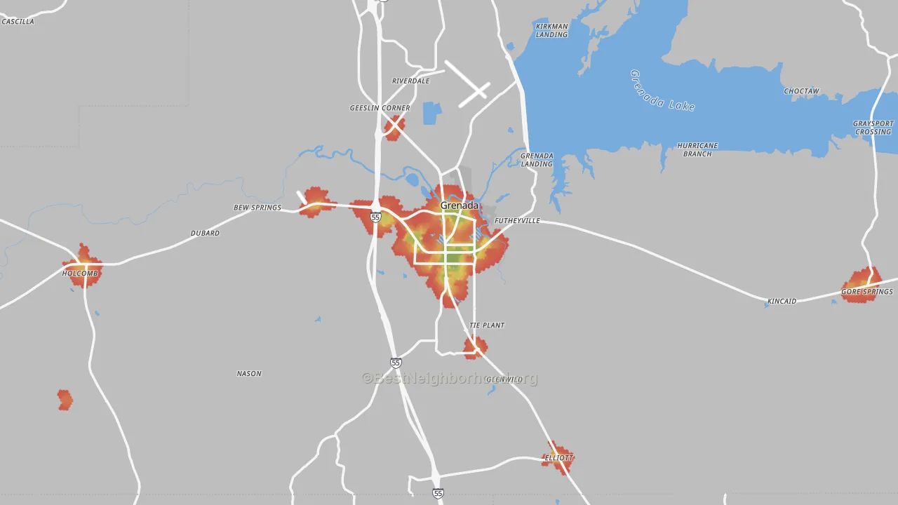 Walk Grade map of Grenada, MS, walkable areas in green and car-dependent areas in red