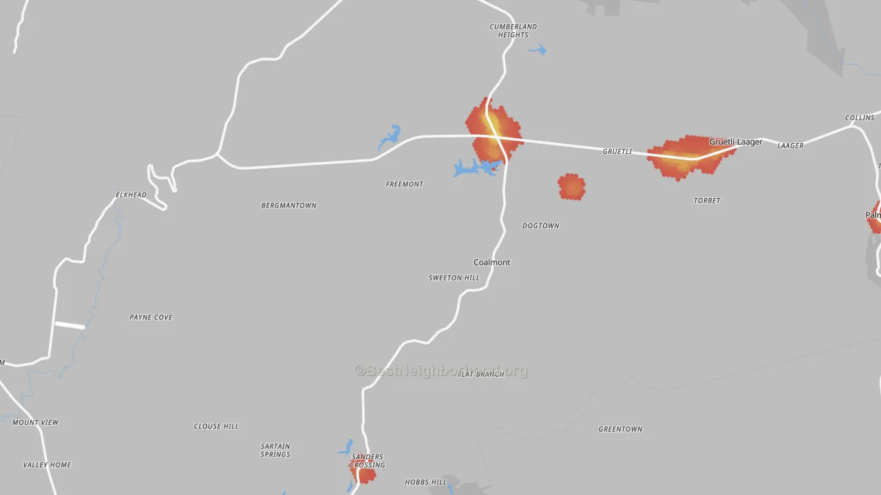 Walk Grade map of Grundy County, TN, walkable areas in green and car-dependent areas in red