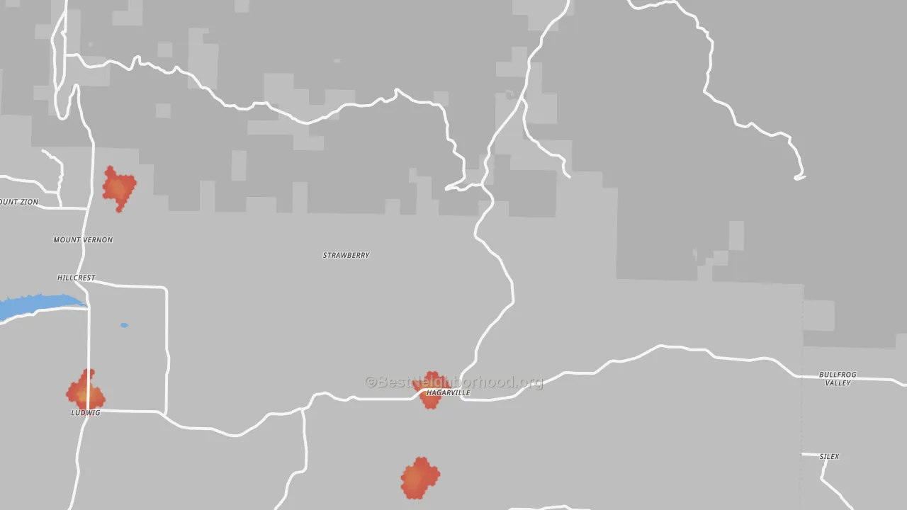 Walk Grade map of Hagarville, AR, walkable areas in green and car-dependent areas in red