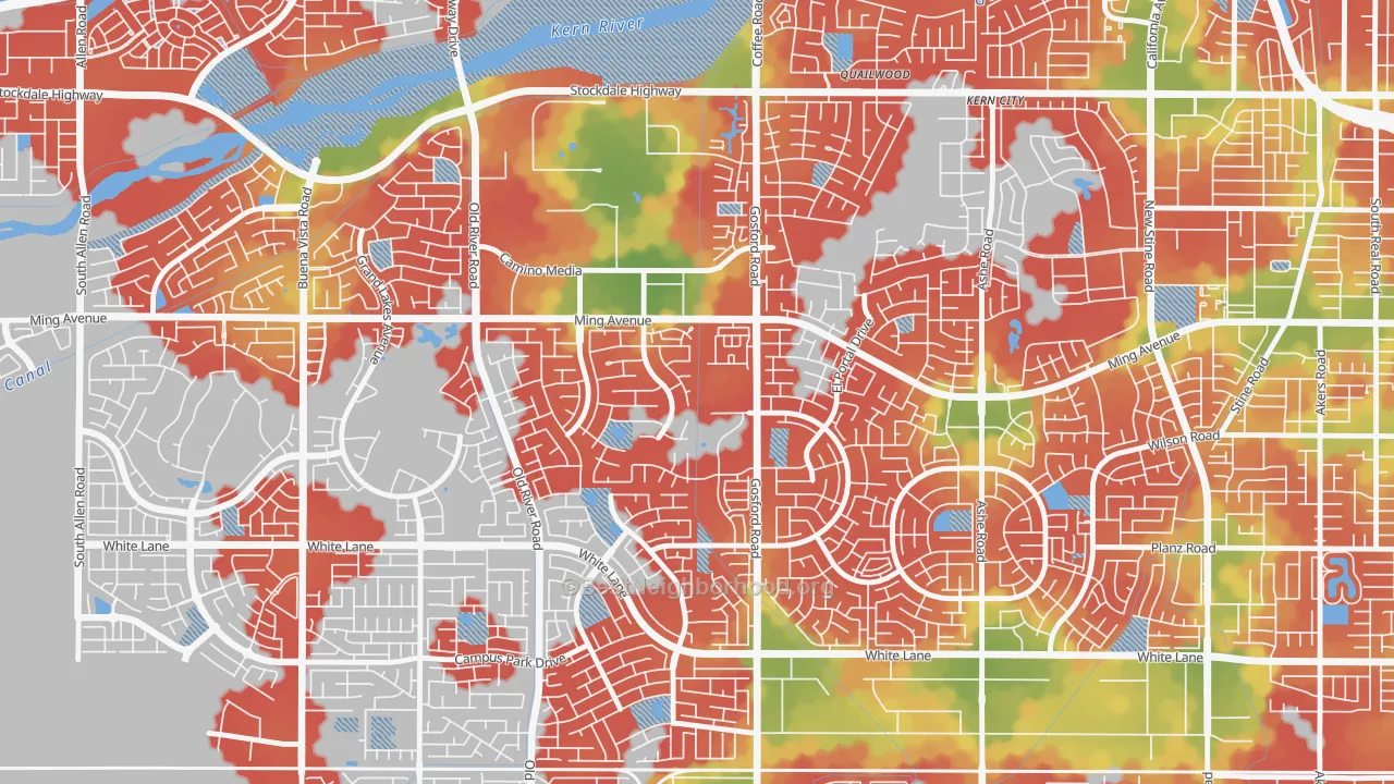 Walk Grade map of Haggin Oaks, Bakersfield, CA, walkable areas in green and car-dependent areas in red