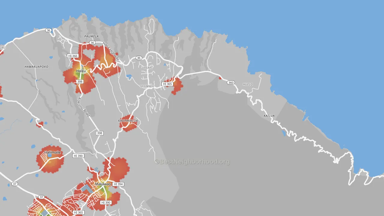 Walk Grade map of Haiku, HI, walkable areas in green and car-dependent areas in red