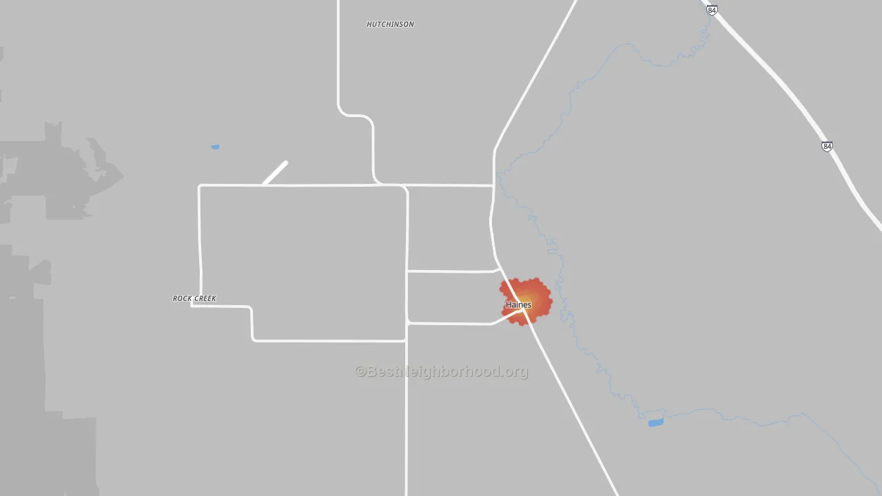 Walk Grade map of Haines, OR, walkable areas in green and car-dependent areas in red