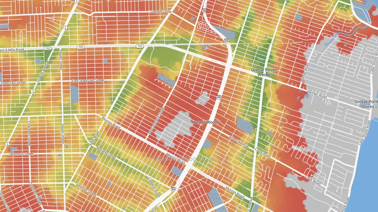Walk Grade map of Harper Woods, MI, walkable areas in green and car-dependent areas in red