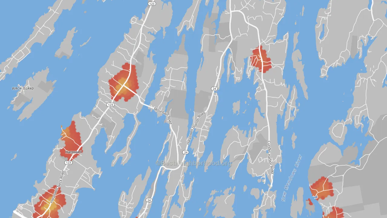 Walk Grade map of Harpswell, ME, walkable areas in green and car-dependent areas in red